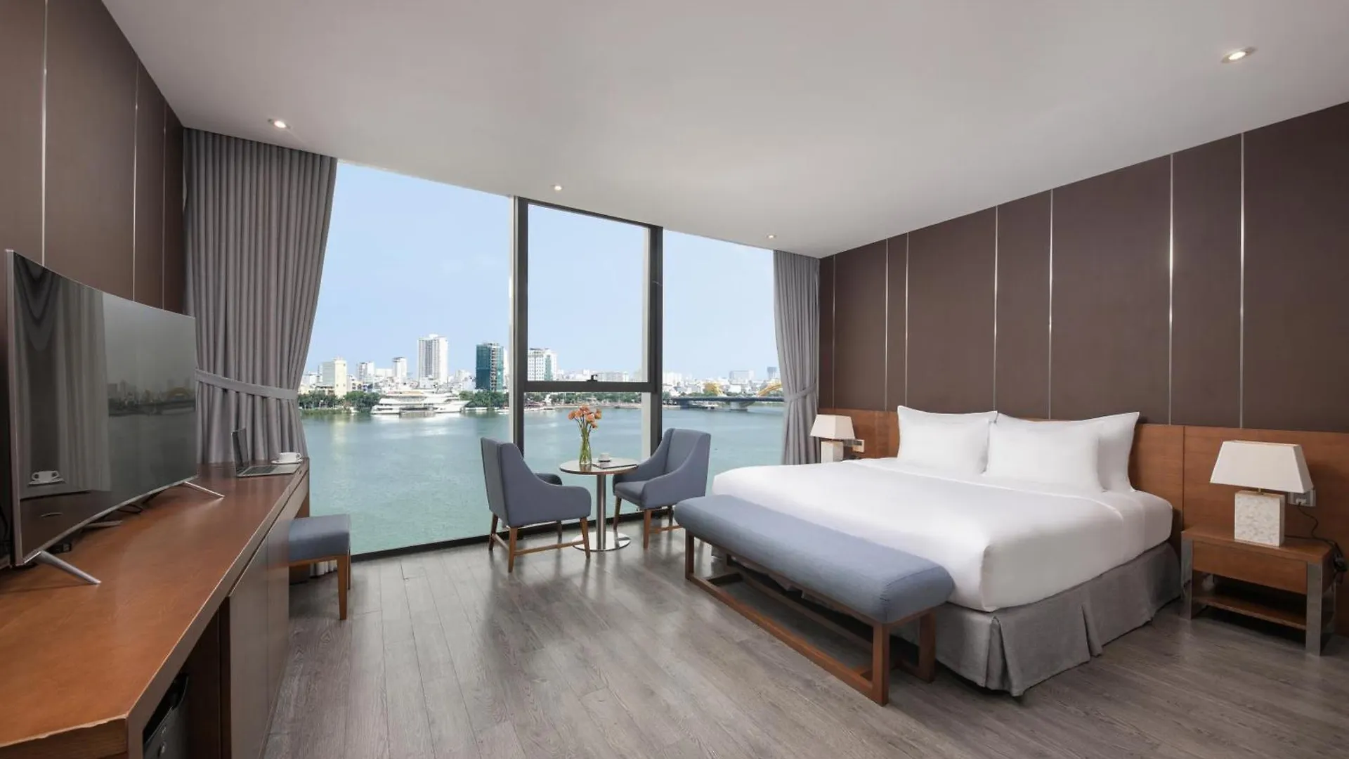 ***  Avora Hotel Da Nang Vietnam