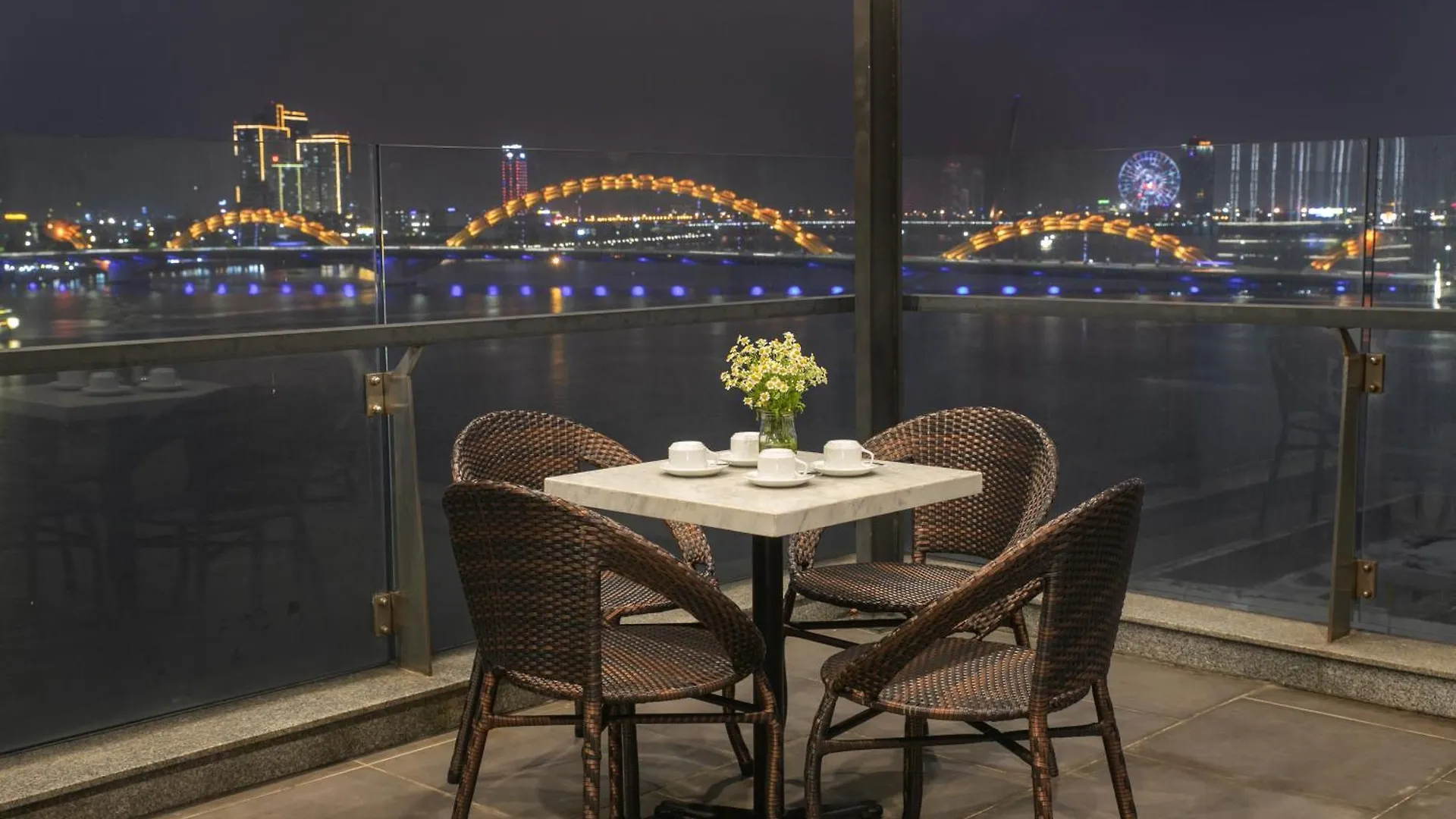 Avora Hotel Da Nang