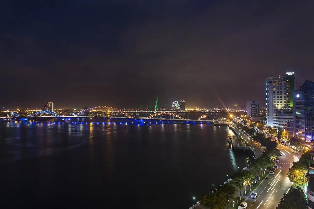 Avora Hotel Da Nang
