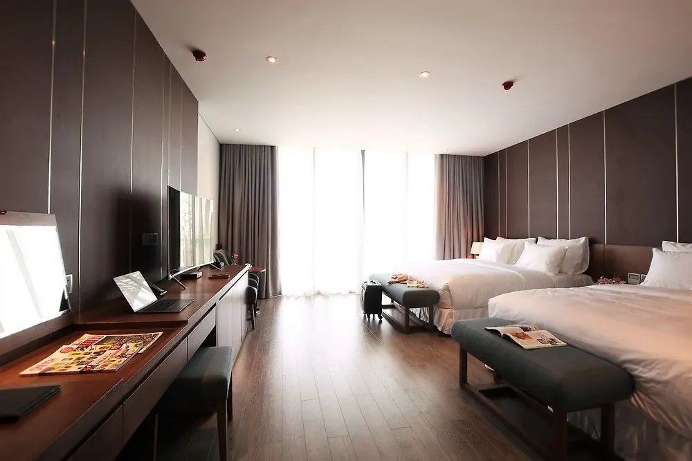 Avora Hotel Da Nang